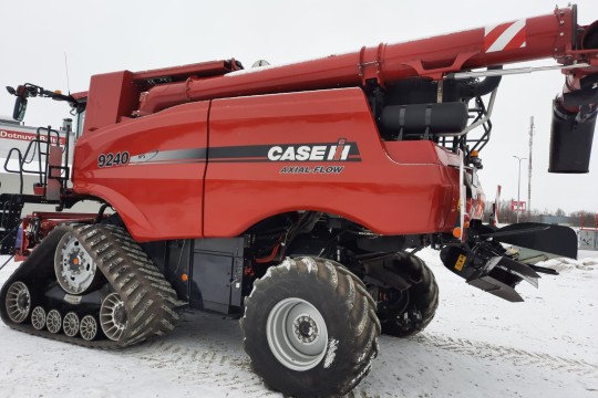 Case IH AF9240 MacDon