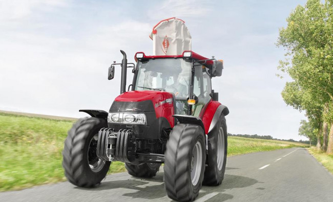 Traktorius Case IH Farmall A serijos (86-114 AG) važiuojantis plentu