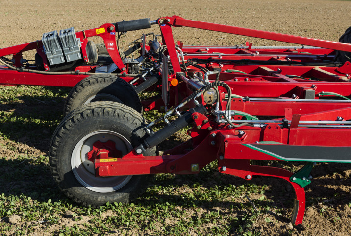 Kverneland TURBO T i-Tiller