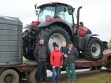 100-ąjį traktorių „Dotnuva Baltic“ pažymėjo ypatinga dovana klientui