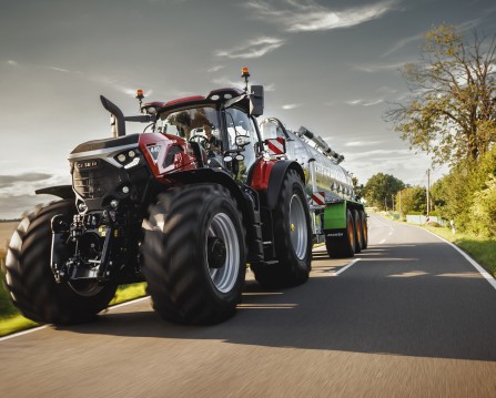 Case IH pristato naująją didesnės galios Optum traktorių seriją