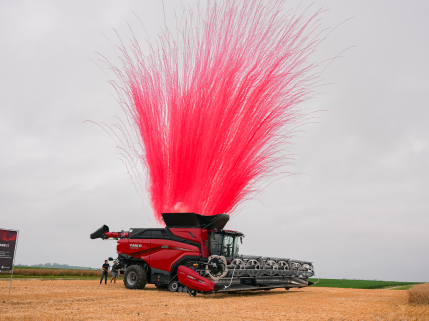 Galingiausias Europoje Case IH kombainas AF10 pristatytas Lietuvoje: technologijų šuolis, kurį verta pamatyti
