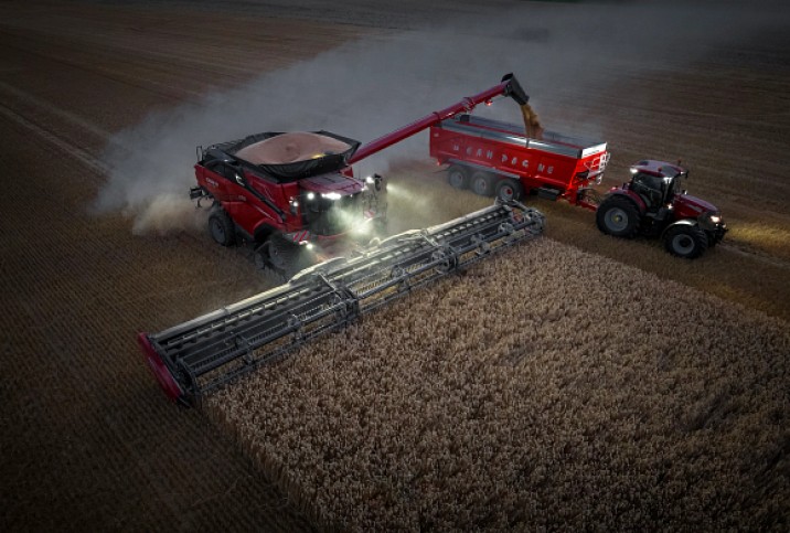 Javų kombainas Axial - Flow AF serija 635 – 775 AG