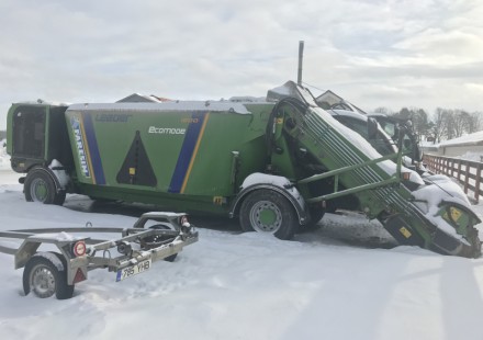 FARESIN Leader Double 1800 ECOMODE naudotas pašarų maišytuvas FARESIN Leader Double 1800 ECOMODE naudotas pašarų maišytuvas