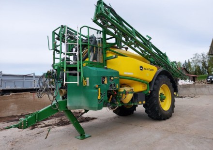 John Deere M962 naudotas prikabinamas purkštuvas John Deere M962 naudotas prikabinamas purkštuvas