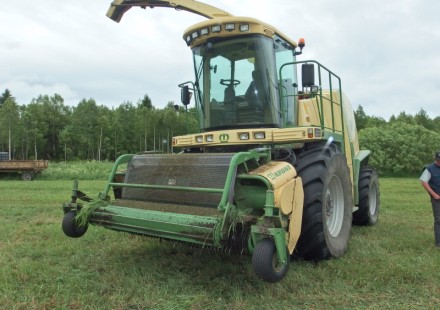 Krone BIG X 500 naudotas javų kombainas Krone BIG X 500 naudotas javų kombainas