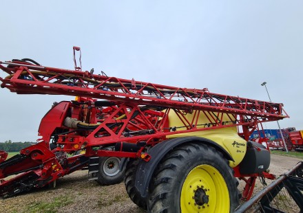 KVERNELAND IXTRACK C 50 naudotas prikabinamas purkštuvas KVERNELAND IXTRACK C 50 naudotas prikabinamas purkštuvas