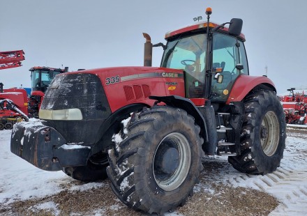 Naudotas Case IH Magnum 335 traktorius Naudotas Case IH Magnum 335 traktorius