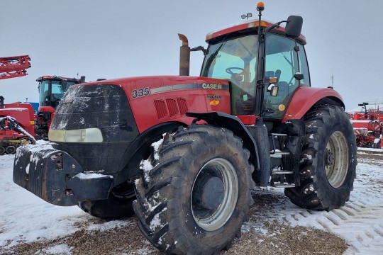 Naudotas Case IH Magnum 335 traktorius