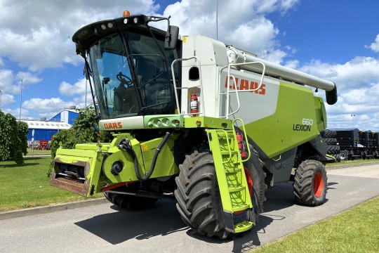 Naudotas Claas Lexion 660 kombainas Naudotas Claas Lexion 660 kombainas