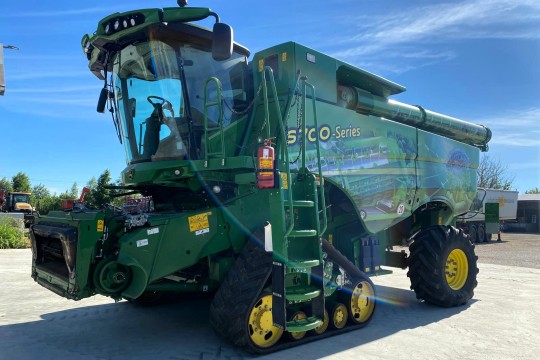 Naudotas kombainas John Deere S790 Naudotas kombainas John Deere S790