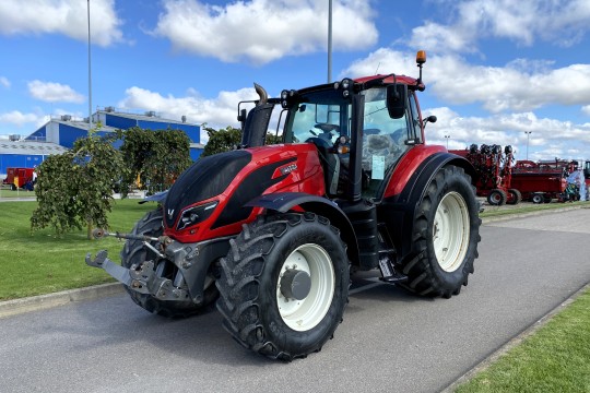 Naudotas Valtra T234A traktorius