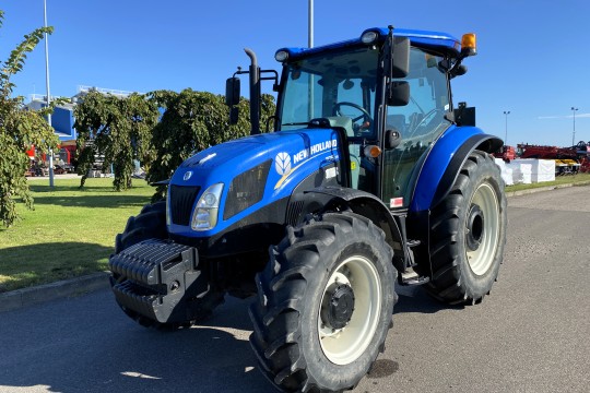 Naudotas New Holland TD 115 traktorius Naudotas New Holland TD 115 traktorius