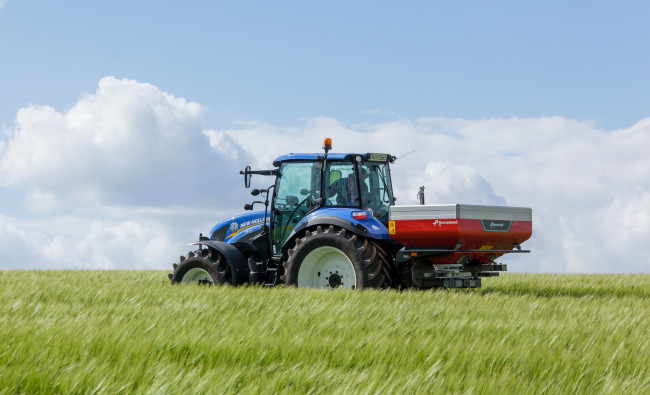 Pakabinama trąšų barstomoji Kverneland Exacta CL