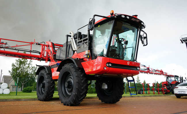 Savaeigis purkštuvas AGRIFAC Condor Vanguard
