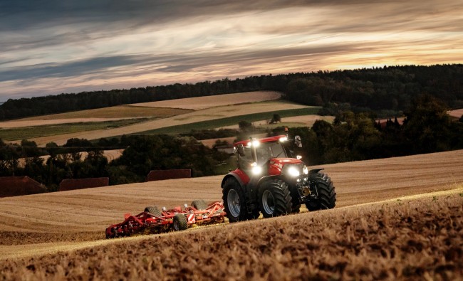Traktorius Case IH Optum CVXDrive AFS Connect