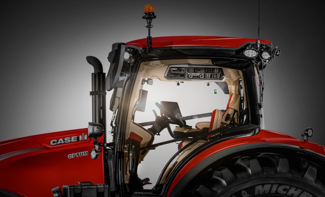Traktorius Case IH Optum CVXDrive AFS Connect