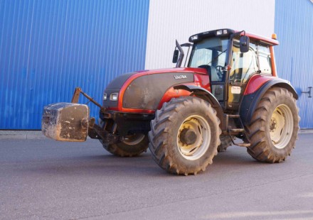Valtra T170C naudotas traktorius Valtra T170C naudotas traktorius