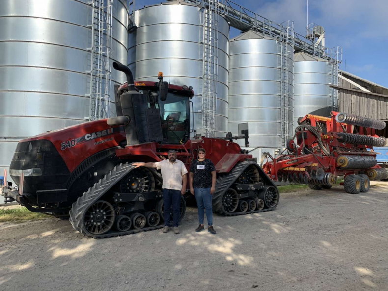 Užregistruoti septyni nauji galingi vikšriniai traktoriai Case IH Quadtrac