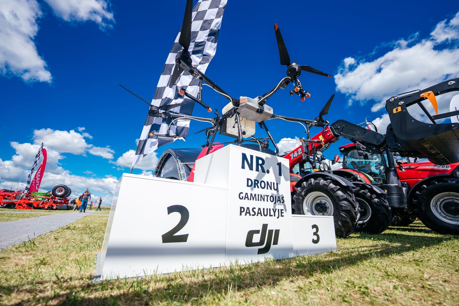 Agrovizija 2024 paroda - mesti iššūkiai dronams ir Lietuvos traktorininkams