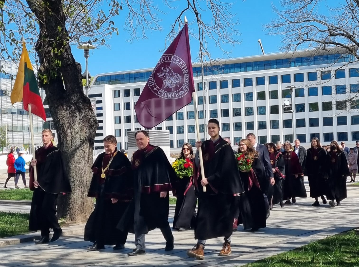 Didžiuojamės VDU ,,Metų mecenato" titulu